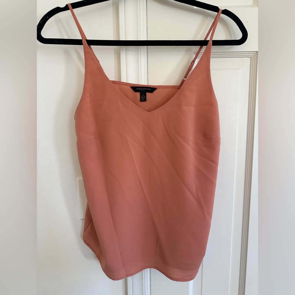 Banana Republic V Neck Tank Terracotta